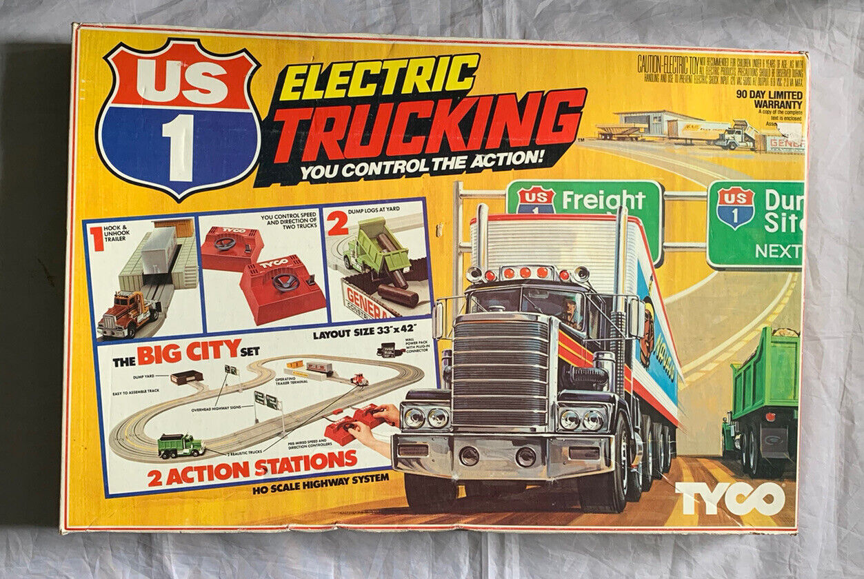 YCO US1 Electric Trucking Big City Set #32010