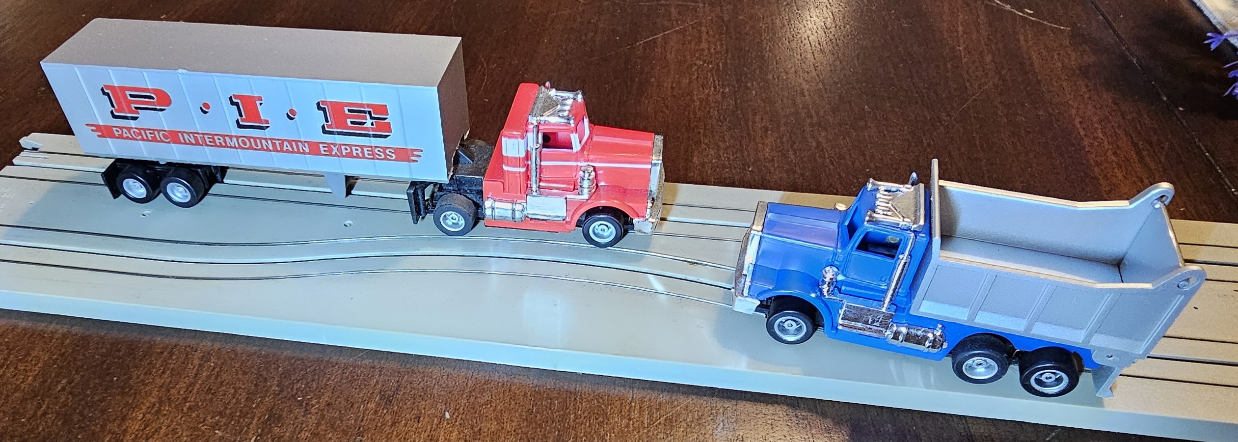 -3901 Red Peterbilt Truck with 3927 PIE Freight Trailer & -3912 Blue & Silver Dump Truck